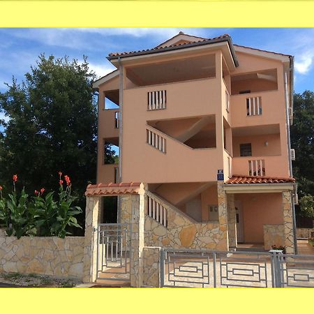 Apartments Coral, Klimno, Island Krk Εξωτερικό φωτογραφία