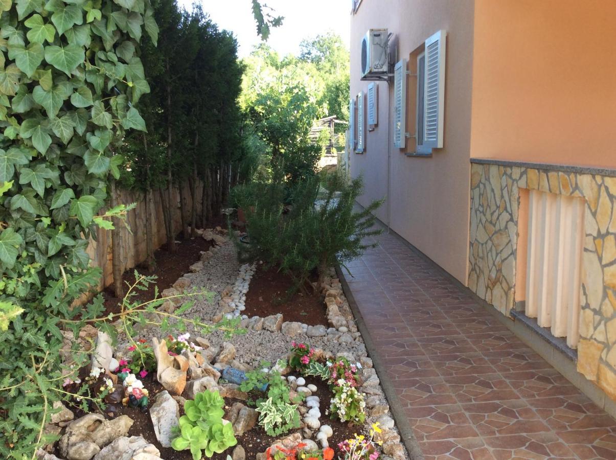 Apartments Coral, Klimno, Island Krk Εξωτερικό φωτογραφία