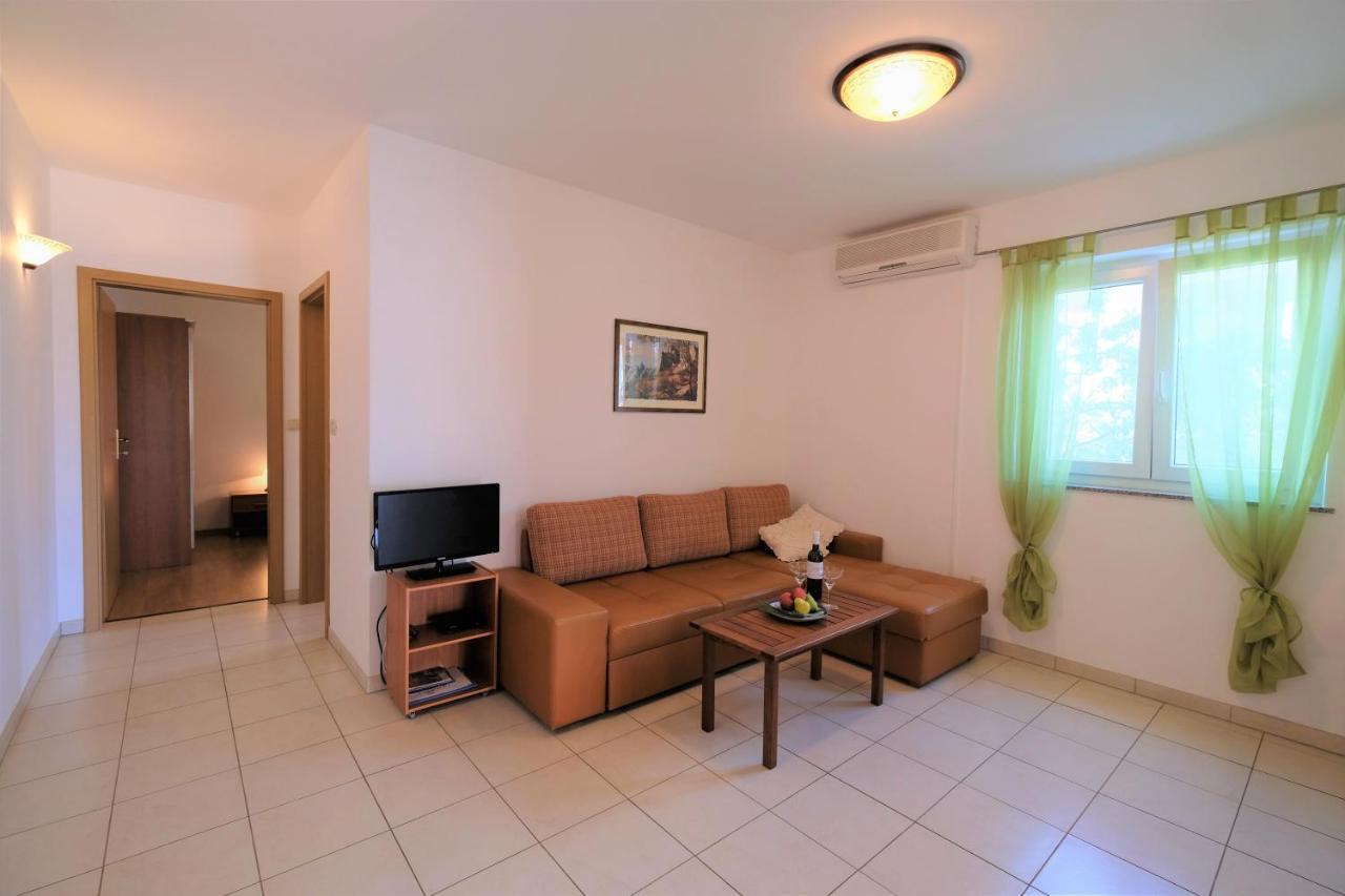 Apartments Coral, Klimno, Island Krk Εξωτερικό φωτογραφία