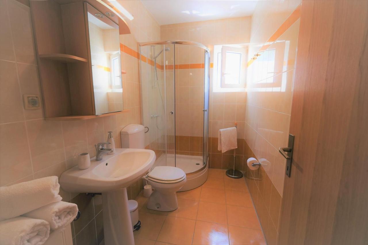 Apartments Coral, Klimno, Island Krk Εξωτερικό φωτογραφία