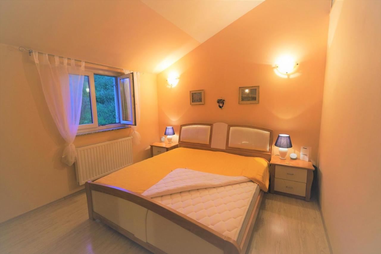 Apartments Coral, Klimno, Island Krk Εξωτερικό φωτογραφία