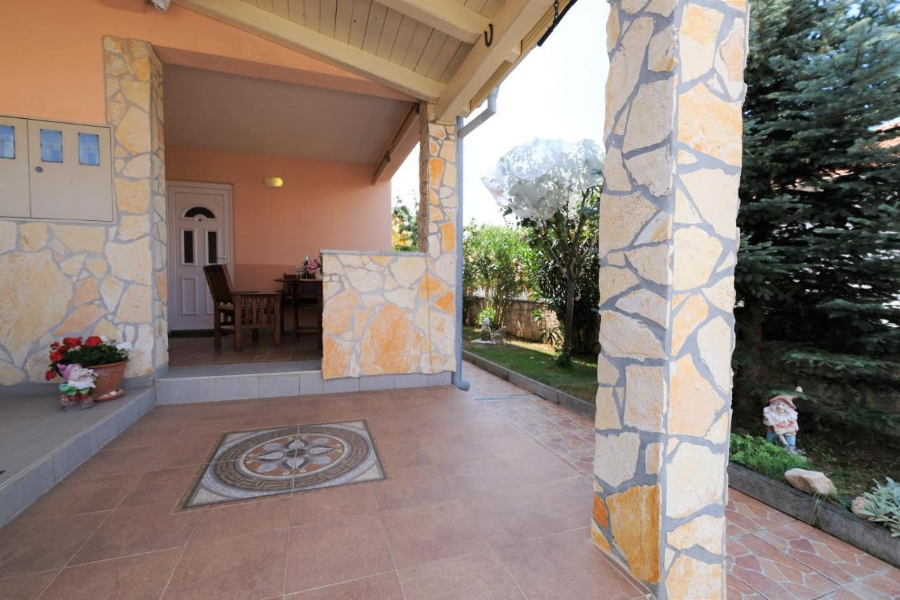 Apartments Coral, Klimno, Island Krk Εξωτερικό φωτογραφία